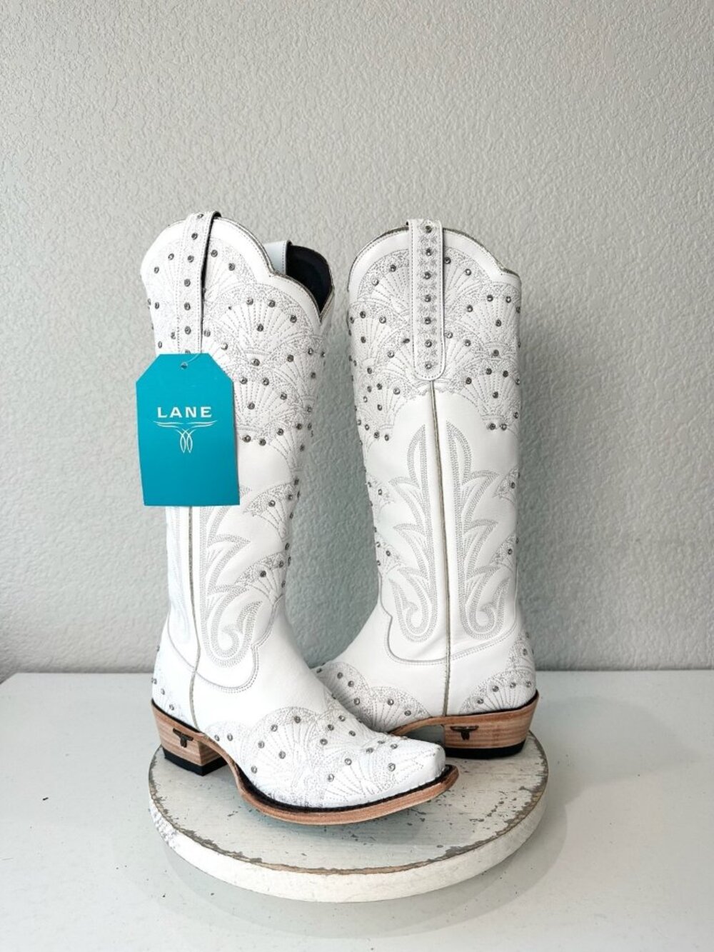 Lane Calypso White Cowboy Boots Western Cowgirl Snip Toe Mid Calf Tall Size 6.5